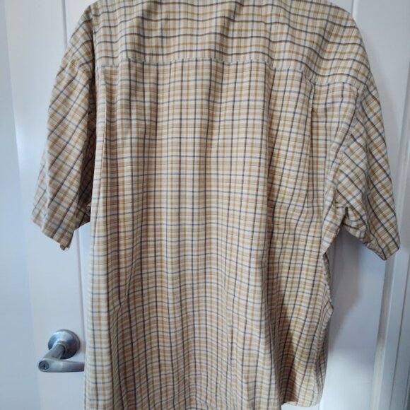 Short Sleeved Dress Shirt - Picture 3 of 3